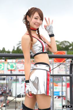 撕掉她的衣服撕光版
